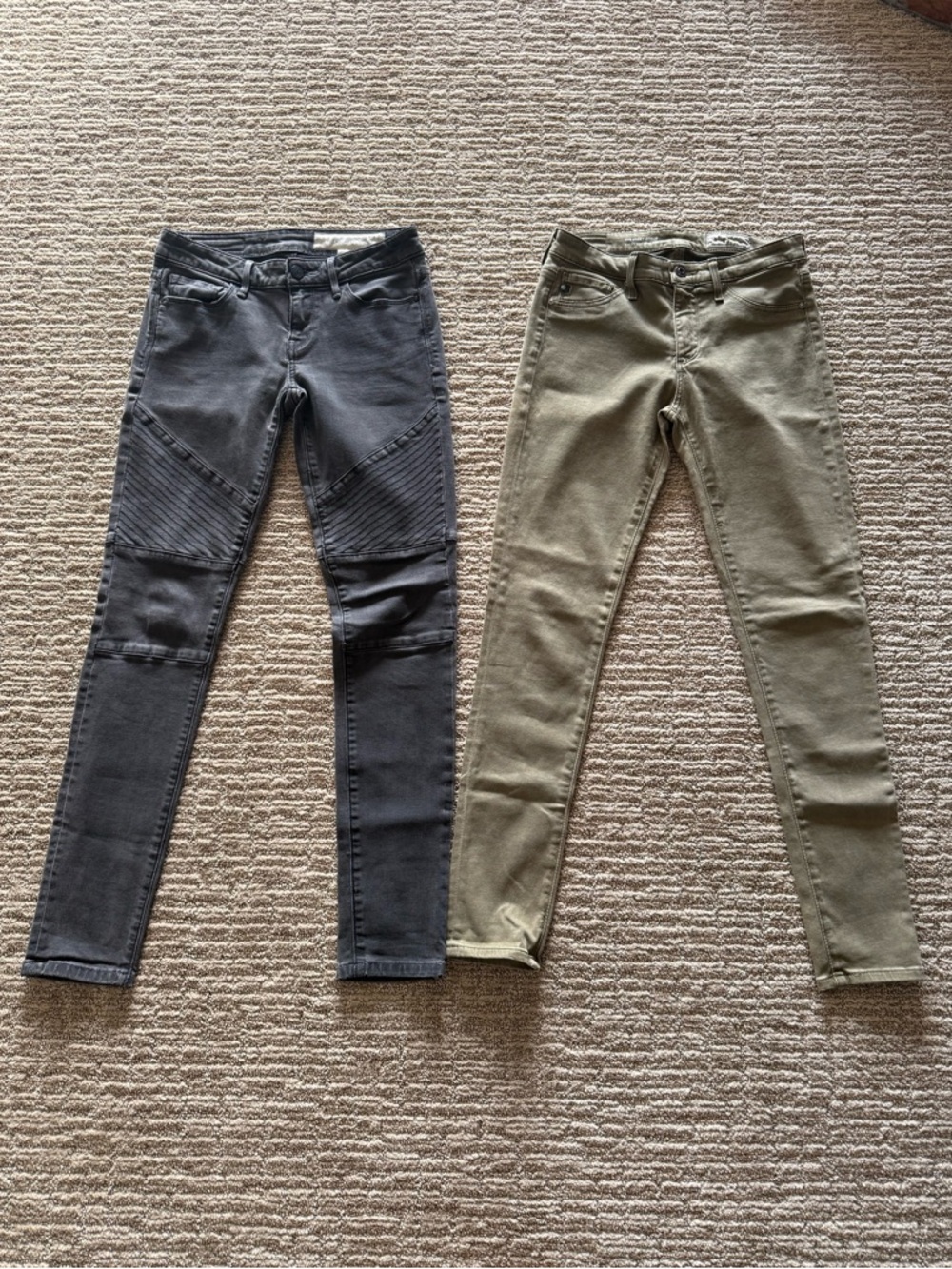BUNDLE of (2) Size 26 Jeans Treasure & Bond and AG